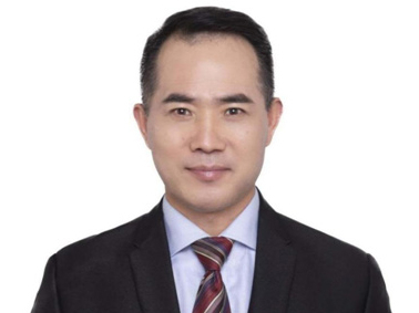 滿新穎